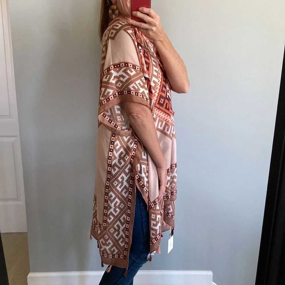 Aztec Print Boho Kimono - Picture 4 of 8